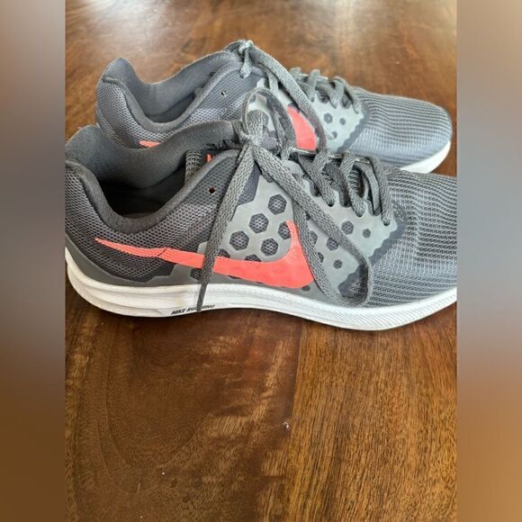 Nike Downshifter 7 Grey Lava Glow 852466-001 Running Shoes Size 8 Women - Picture 4 of 7